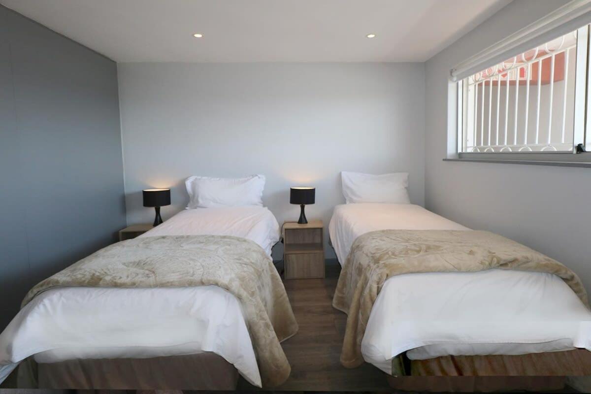 Sunrise Penthouse Appartement Muizenberg Buitenkant foto